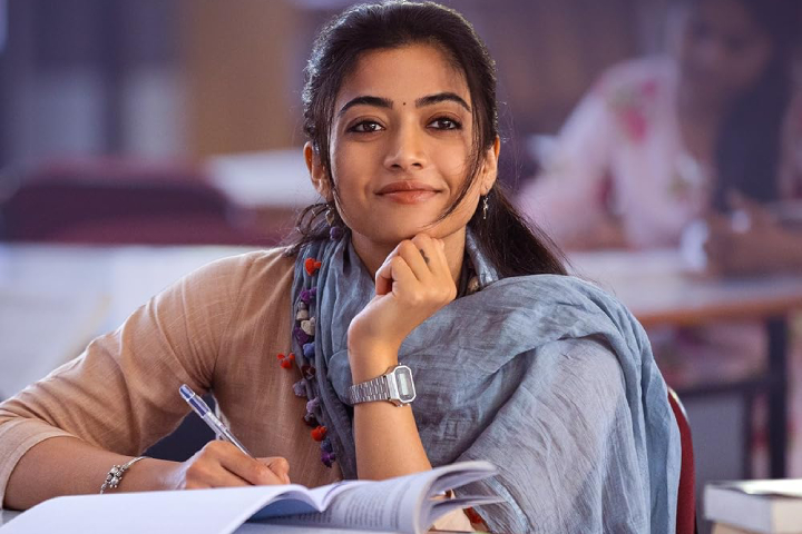 The Girlfriend Box Office Collection Day 13