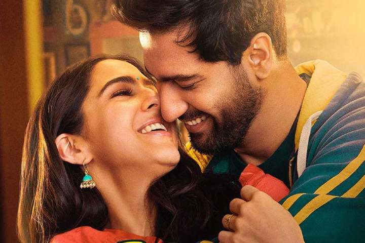 Zara Hatke Zara Bachke