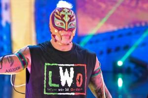 WWE SmackDown Results: Injury Update On Rey Mysterio