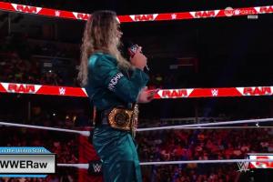 Seth Rollins Honors Bray Wyatt's Legacy With New WWE World Heavyweight Championship Sideplate