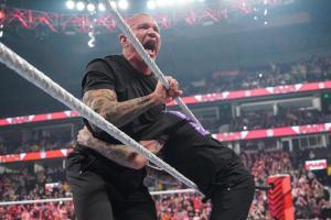 WWE Officially Announces Randy Orton For 12/1 WWE SmackDown