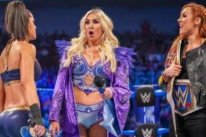 Top 10 Shortest Reigning WWE SmackDown Women's Champions