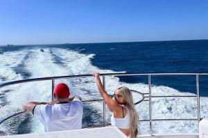 Surprising WWE Star In Perth Despite Not Being Officially On The Elimination Chamber Card