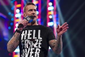 CM Punk Makes Surprise Appearance At Indie Wrestling Event In Chicago