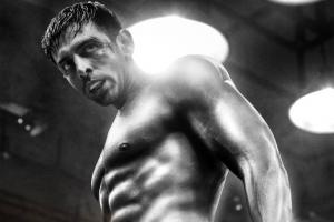 Kartik Aaryan Turns Boxer In The New Poster of Director Kabir Khan's 'Chandu Champion'