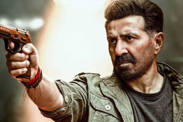 Rajkumar Santoshi In Talks To Replace Gopichand Mallineni To Direct Sunny Deol's Jaat 2