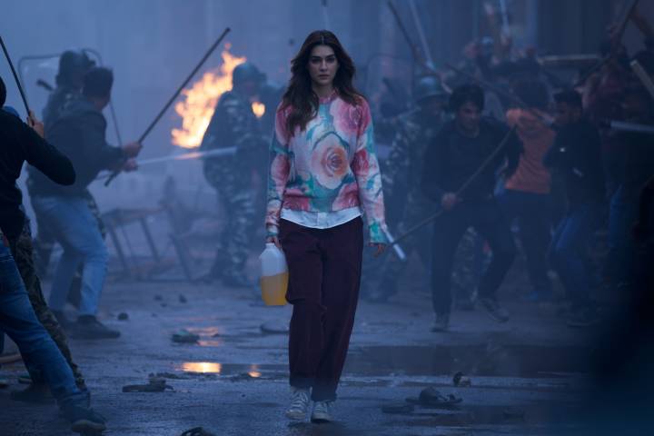 Tere Ishk Mein Box Office: The Romantic Drama Crosses 100 Crore Gross Worldwide