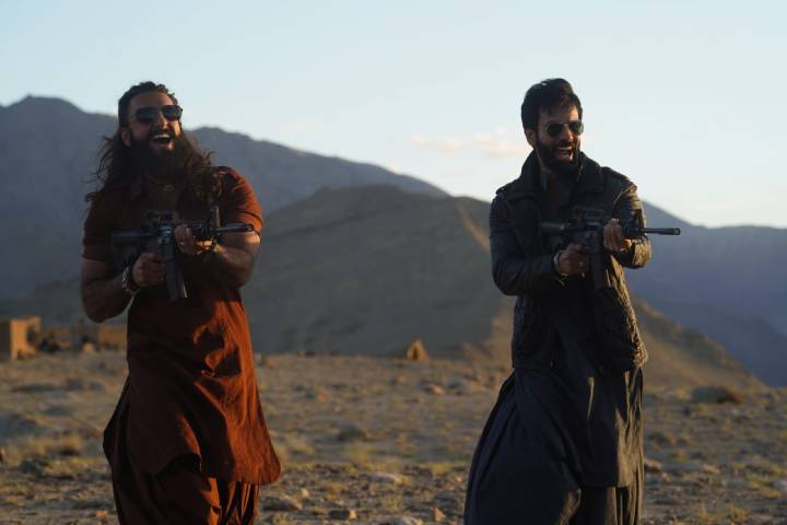 Dhurandhar Box Office Day 4 (Early Trends): Ranveer Singh-starrer Passes Monday Test With Flying Colours