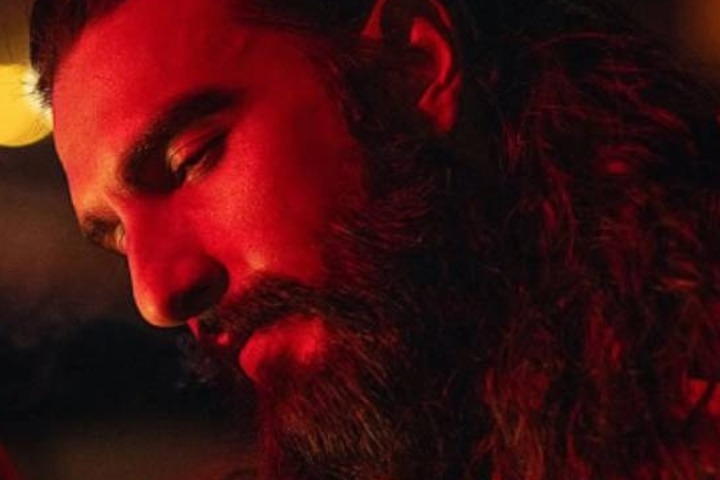 Dhurandhar Box Office Collection 14 Days: Ranveer Singh film hits 460 Cr; Eyes massive 500 Cr milestone on Day 15