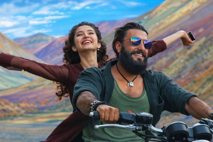 Dhurandhar Box Office: Closing Worldwide Collection of Ranveer Singh Starrer
