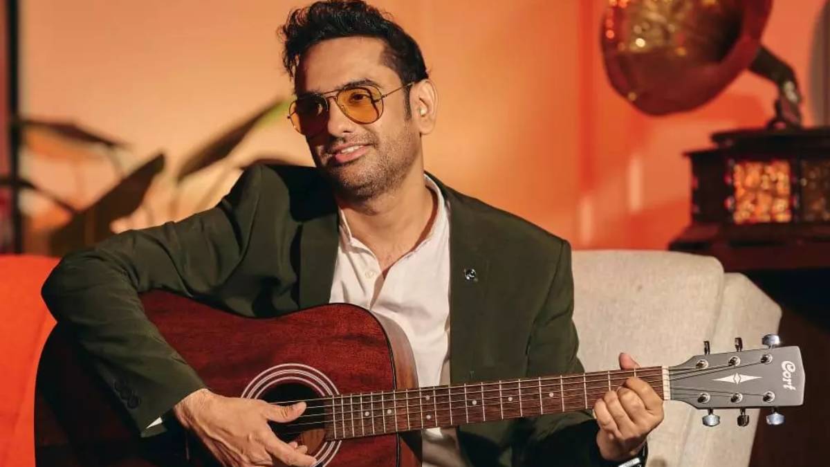 Kshitij Tarey Dons Both Hats - Singer and Composer For Amazon MX's Ab Hoga Hisaab