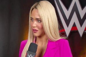 Lana Urges Fans To Stop Cyber Bullying Her