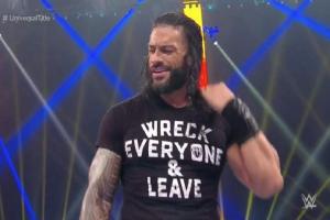 Roman Reigns Returns To WWE Attacking The Fiend Bray Wyatt At SummerSlam