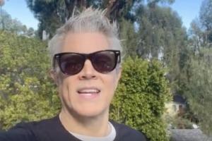 Johnny Knoxville Officially Confirmed To Participate Into 2022 Men's Royal Rumble Match