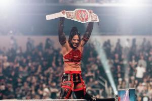 Arm Wrestling And WWE Raw Women's Championship Match Added To 4/25 WWE Raw