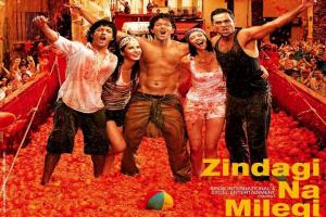 Zindagi Na Milegi Dobara Box Office Collection | Day Wise | Worldwide