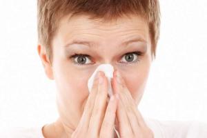 Fear psychosis grips Indians down with seasonal cold or flu