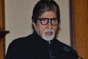Big B gets 'Home Quarantined' stamp on hand