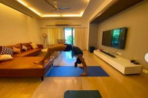 COVID-19 effect: Here's how B-Town whiles away time in isolation