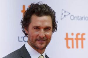 Amid COVID-19 scare, Matthew McConaughey gives message of unity