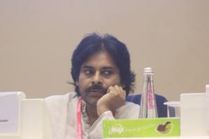 Pawan Kalyan to donate 2 crores to govt relief fund amid COVID-19 pandemic
