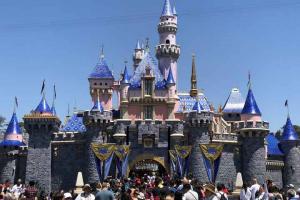 COVID-19: Disneyland to remain closed for an indefinite period