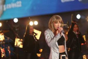 COVID-19: Taylor Swift helps vintage record store stay afloat