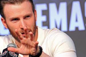 Chris Evans persuaded to take on 'Captain America' by his mother