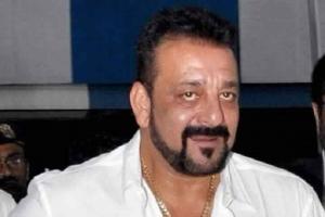 COVID-19: Sanjay Dutt pitches in to feed 1000 families