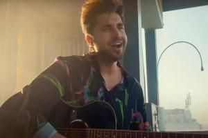 Jassie Gill shoots his latest music video on phone