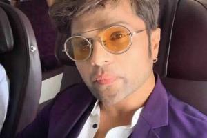 Himesh Reshammiya focusses on new songs, scripts during lockdown