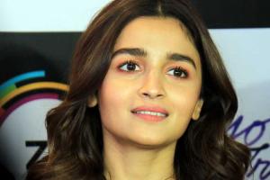Alia Bhatt inspires new Mumbai Police meme urging all to stay at home
