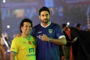 Sachin Tendulkar's 47th b'day: B-Town wishes the Master Blaster