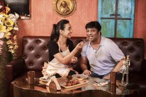 Amrin Qureshi celebrates her father Sajid Qureshi's Birthday