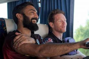 IPL 2020: Dinesh Karthik Hands Over Kolkata Knight Riders' Captaincy To Eoin Morgan