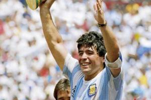 'Hand of God Has Been Laid To Rest', Cricket Fraternity Pays Tribute To Football Legend Diego Maradona Who Died at 60