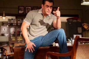 Salman Khan Warns People To Avoid Using Pirated Sites To Watch 'Radhe'