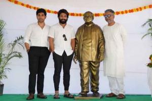 Allu Arjun Unveils The Statue Of His Grandfather Padmashri Allu Ramalingaiah In Allu Studios