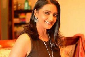 Akshay Kumar's Former Co-star To Make Her Digital Debut Opposite Suniel Shetty In Dharavi Bank