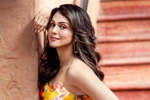 Isha Koppikar to star in OTT heist drama 'Suranga'