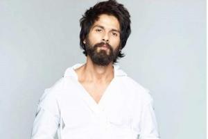 'Sa Re Ga Ma Pa': Shahid Kapoor takes autograph from contestant Sachin after impressive performance