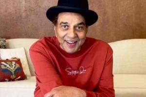 Dharmendra Unveils 2022 Dadasaheb Phalke Film Fest And Awards
