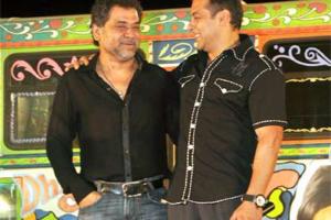 Anees Bazmee Opens Up On The Rumours of Salman Khan Opting Out From No Entry Mein Entry